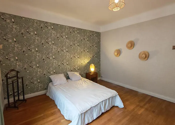 Furnished Apartment *